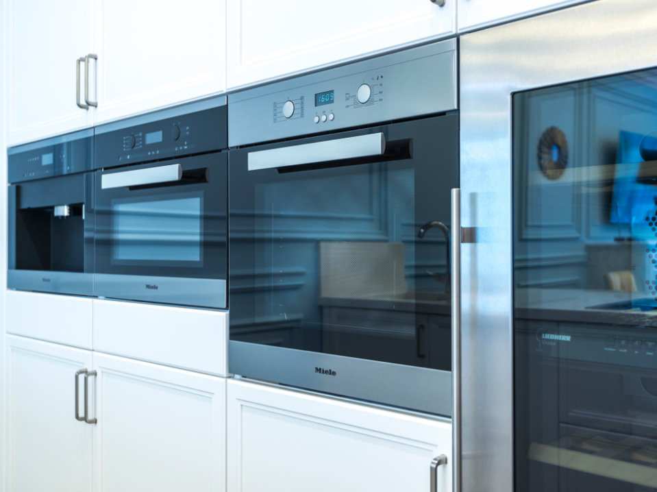 Cooker installations